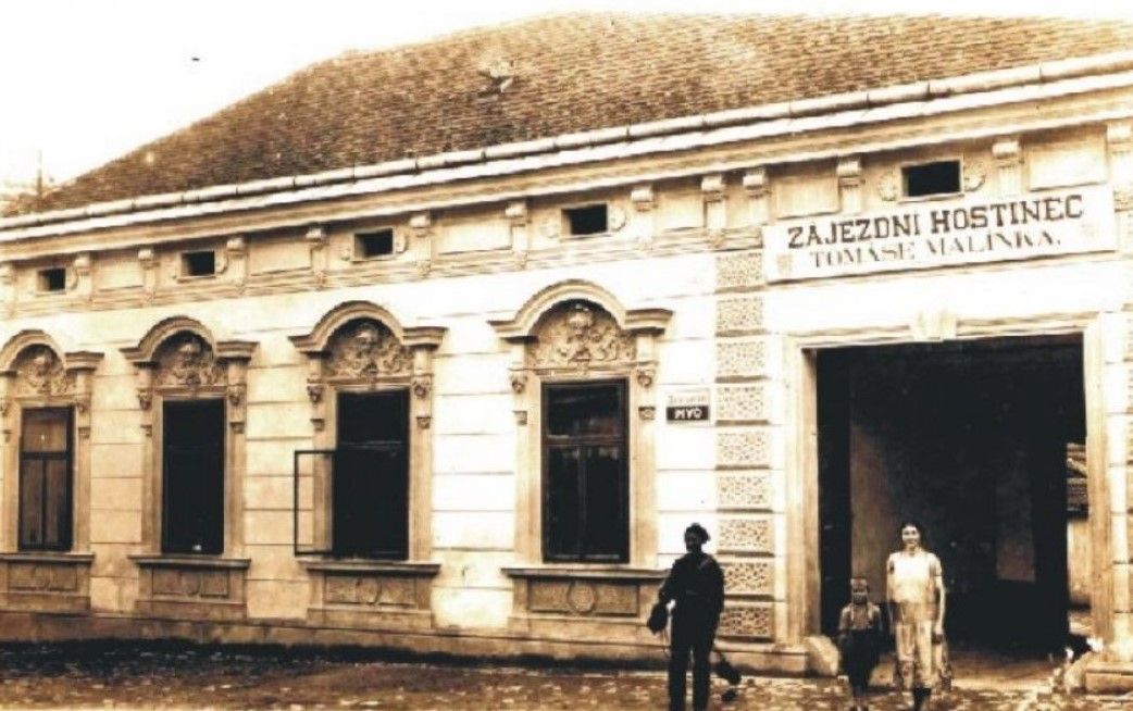 restaurant-old